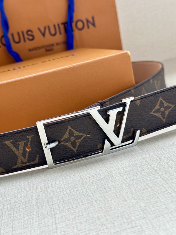 激安ルイヴィトンベルト側面デザイン